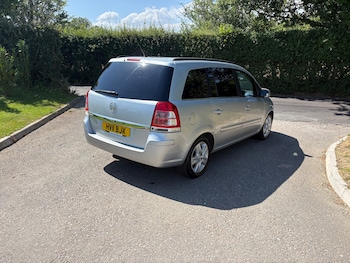 Used Vauxhall Zafira 2011 for sale - 79211028: Photo