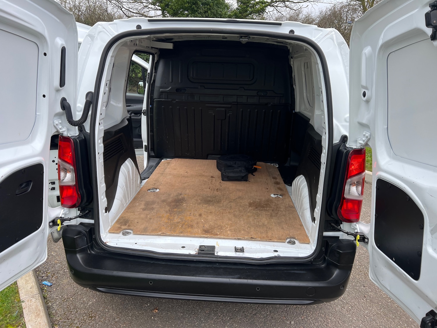 Used Vauxhall Combo 2022 for sale - 77849121: Photo 16