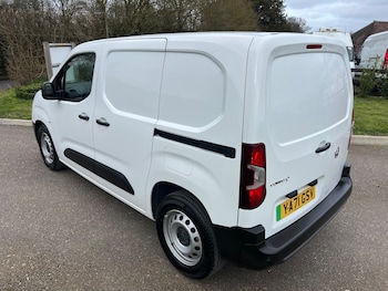 Used Vauxhall Combo 2022 for sale - 77849121: Photo