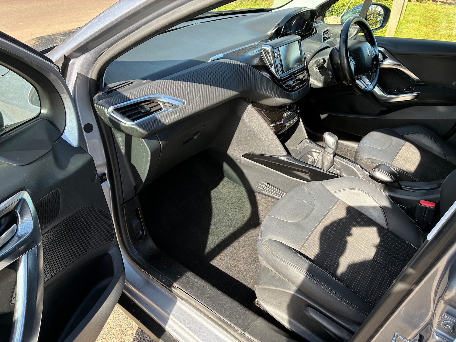 Used Peugeot 2008 2016 for sale - 78029108: Photo 9