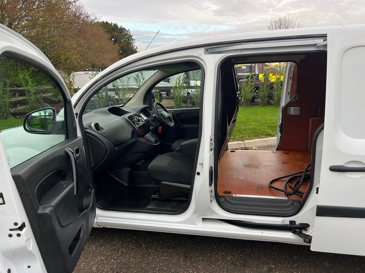 Used Renault Kangoo 2021 for sale - 76569315: Photo 11