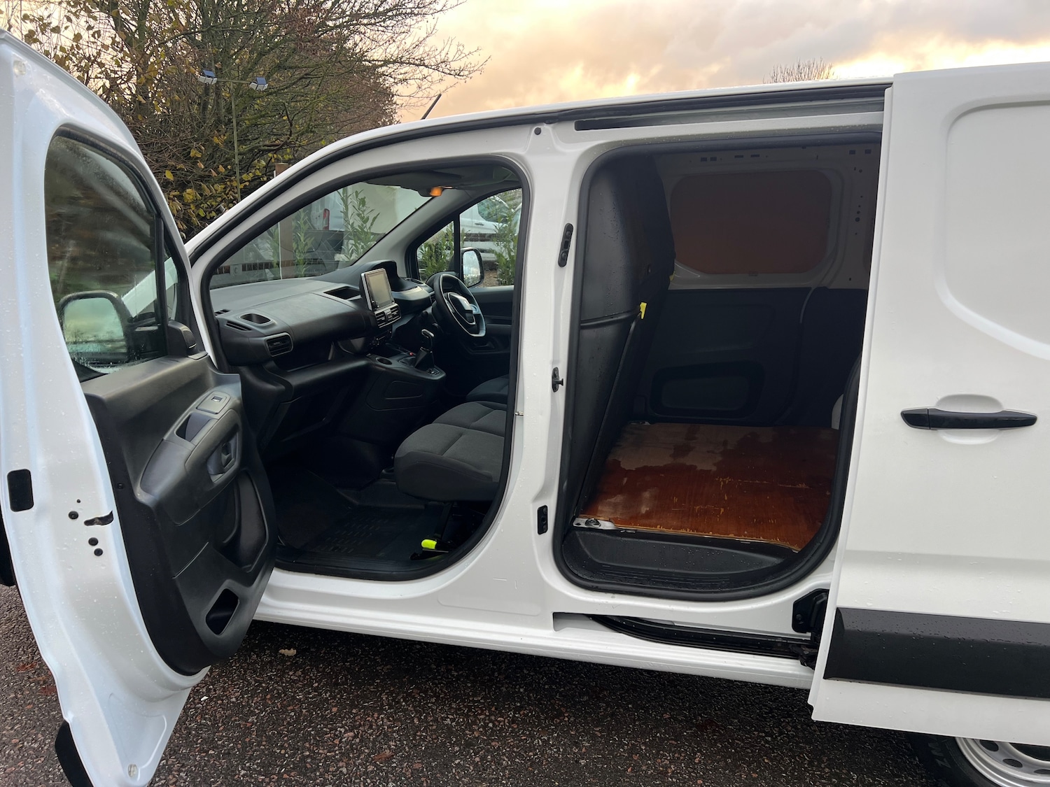 Used Peugeot Partner 2021 for sale - 76819724: Photo 14