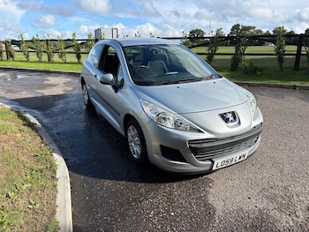 Used Peugeot 207 2010 for sale - 78811822: Photo