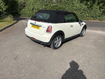 Used MINI Convertible 2010 for sale - 78496867: Photo