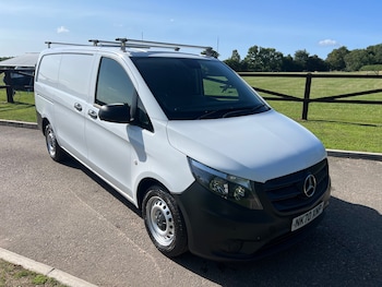 Mercedes-Benz - Vito