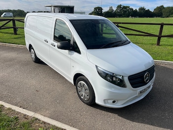 Mercedes-Benz - Vito