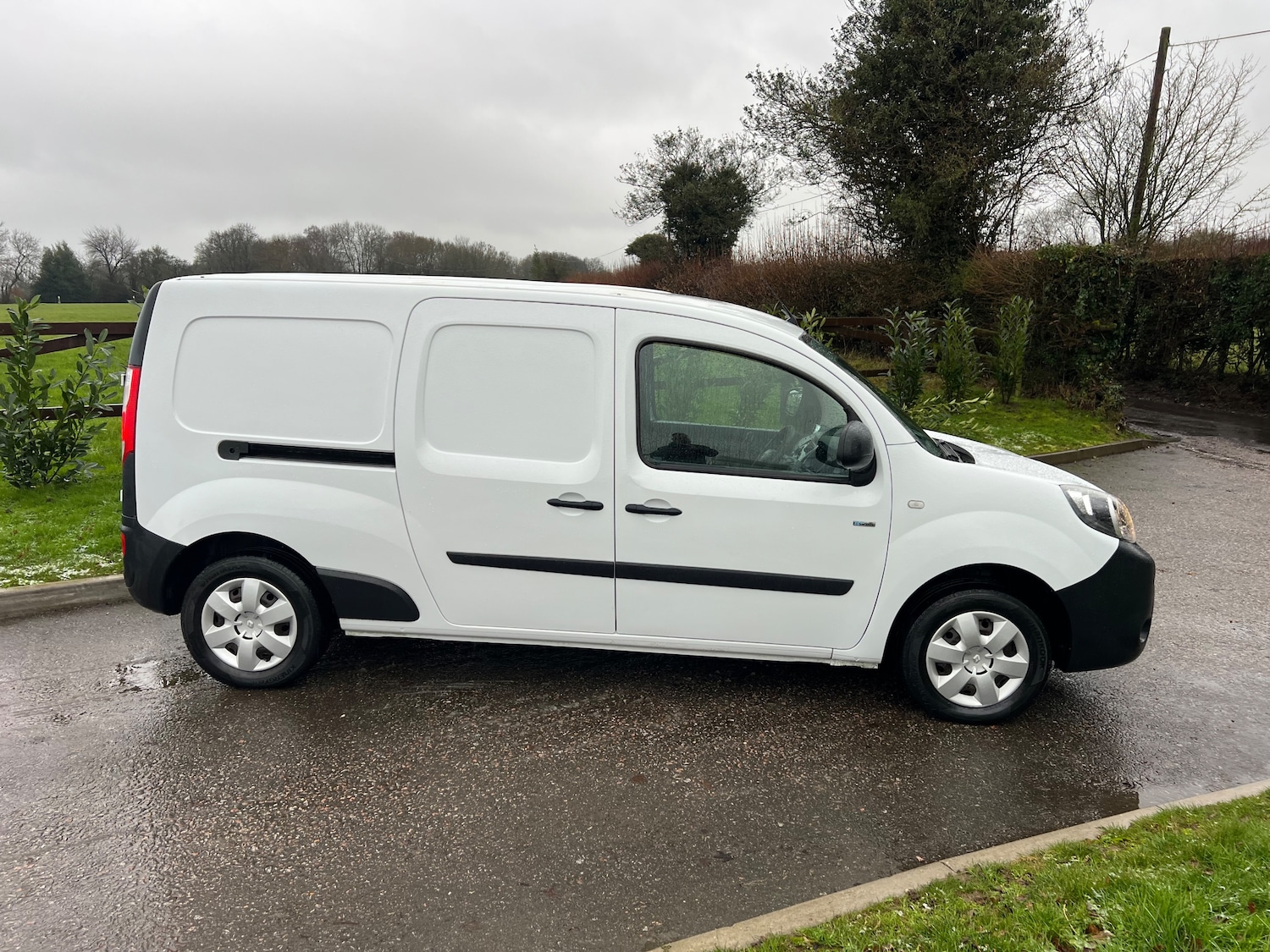 Used Renault Kangoo 2019 for sale - 77128697: Photo 2