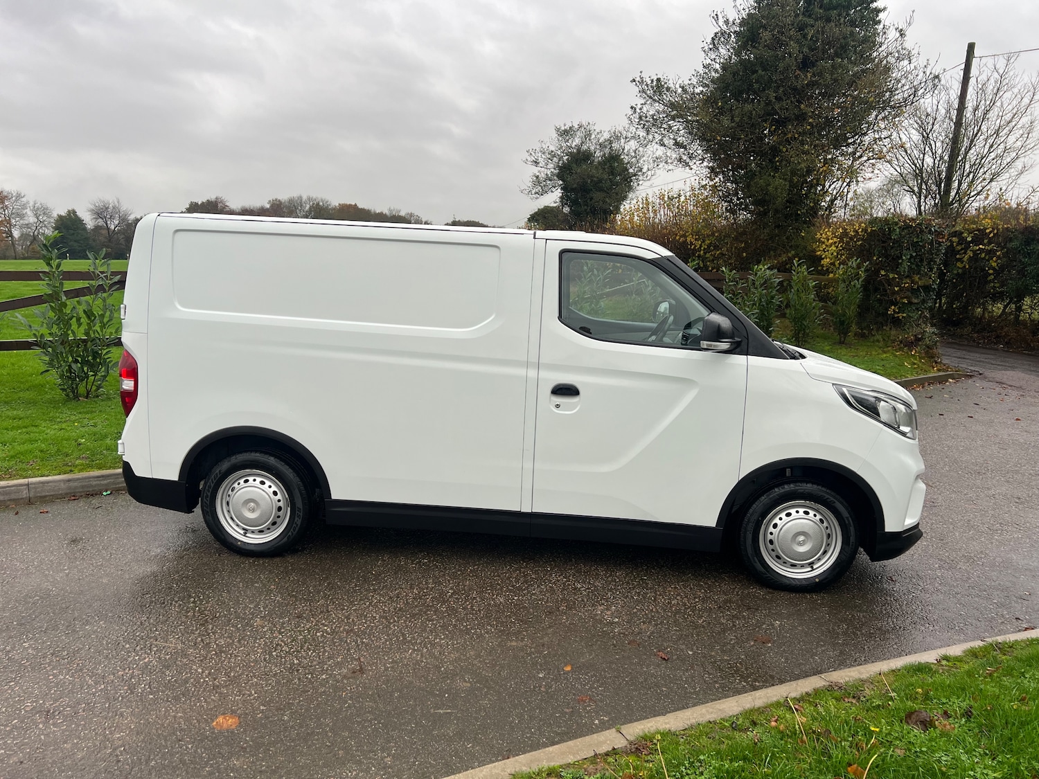 Used Maxus eDeliver 3 2021 for sale - 76577442: Photo 2