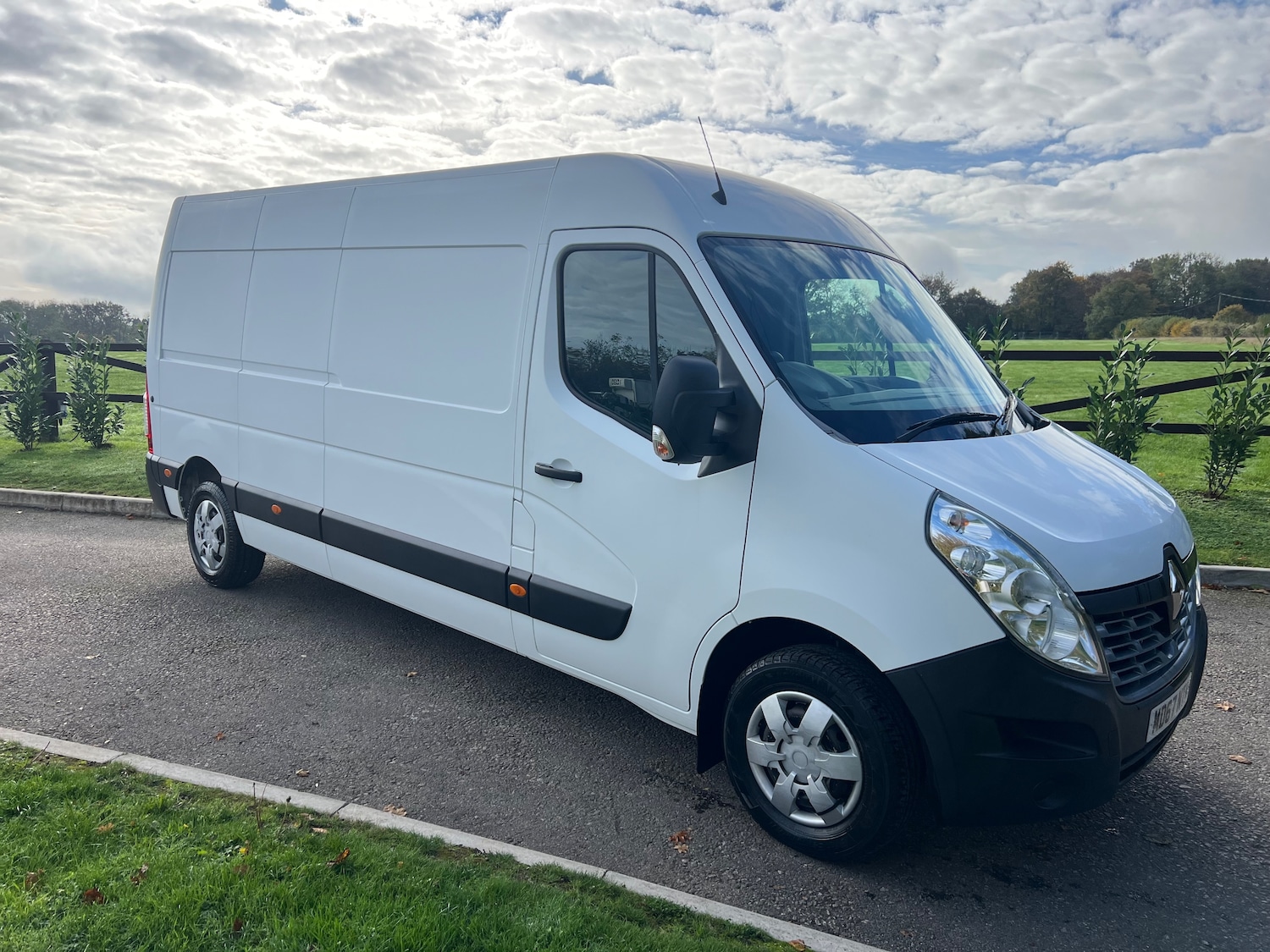 Used Renault Master 2018 for sale - 76346884: Photo 1