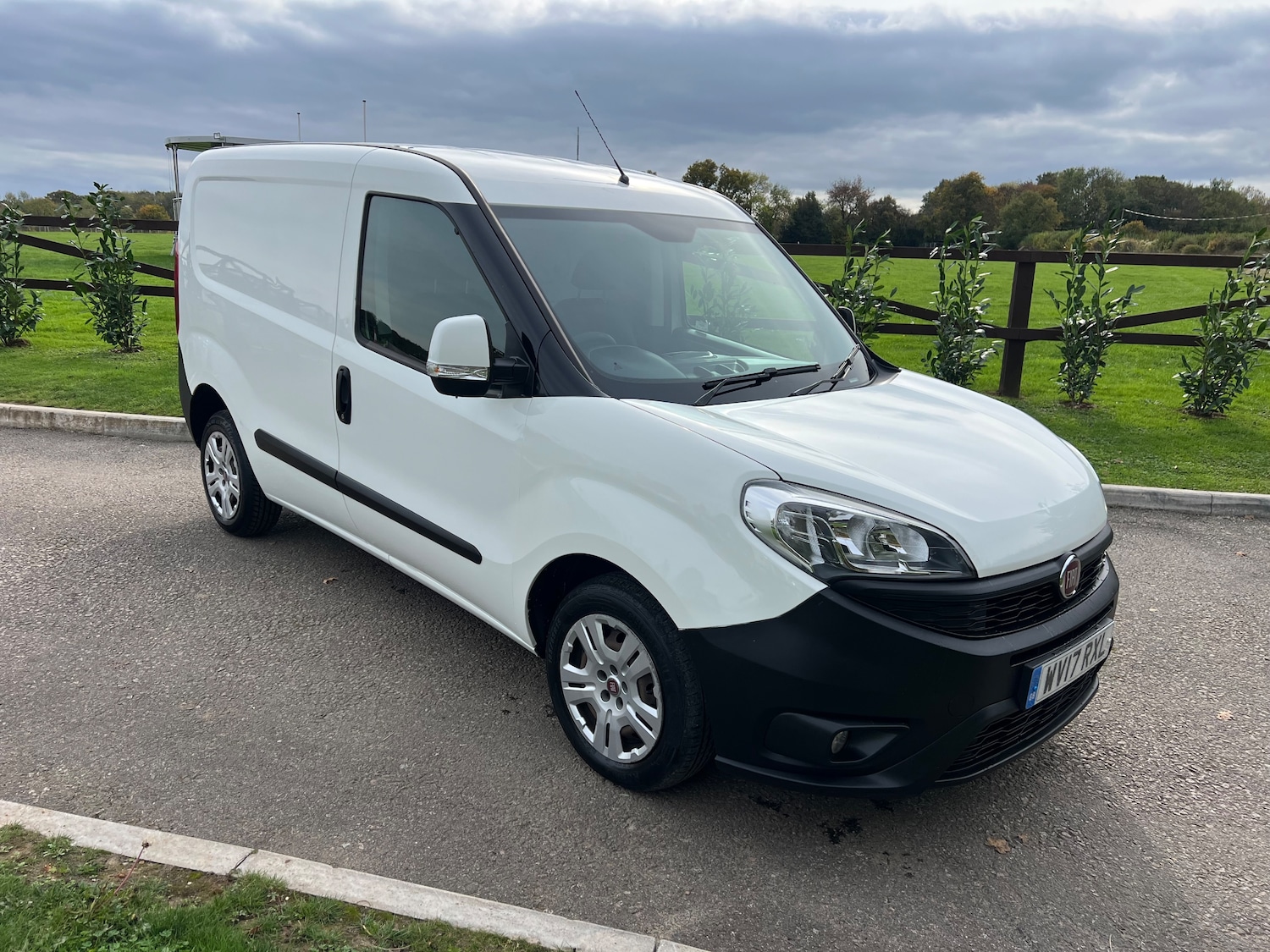 Used Fiat Doblo 2017 for sale - 76313811: Photo 1