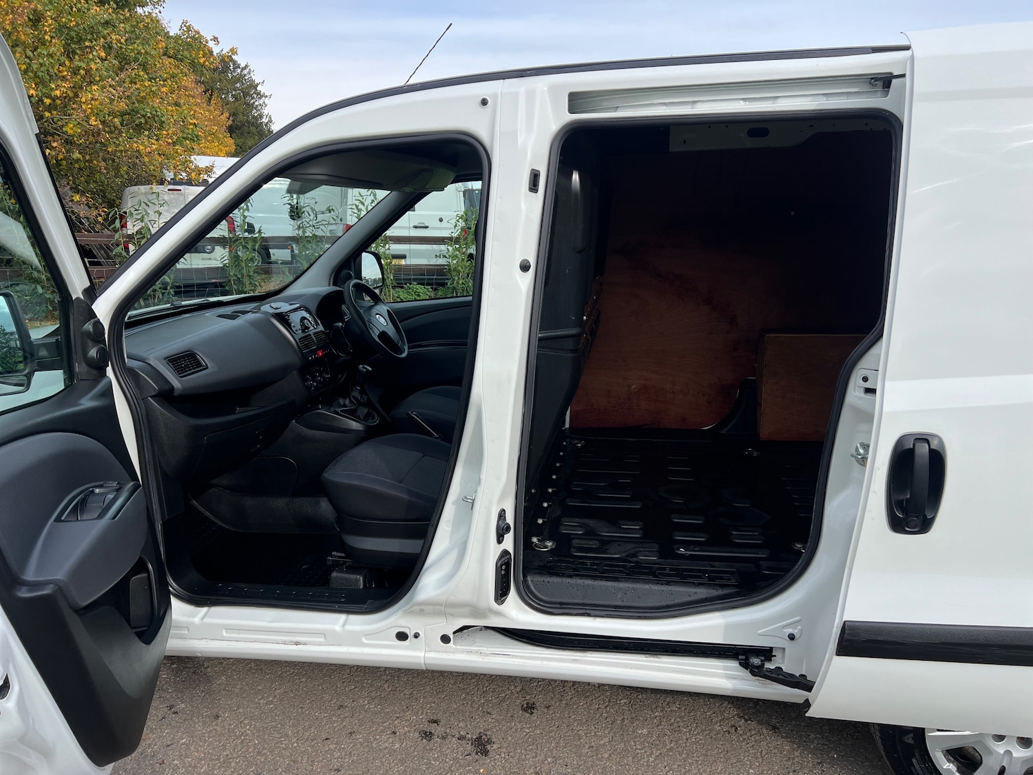 Used Fiat Doblo 2017 for sale - 76313811: Photo 14