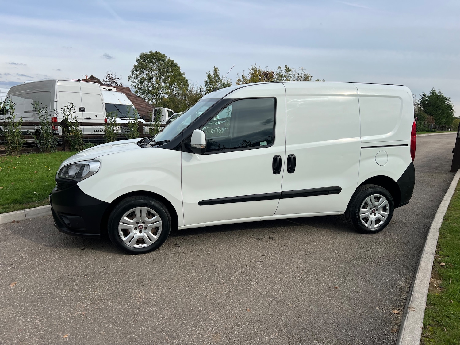 Used Fiat Doblo 2017 for sale - 76313811: Photo 5