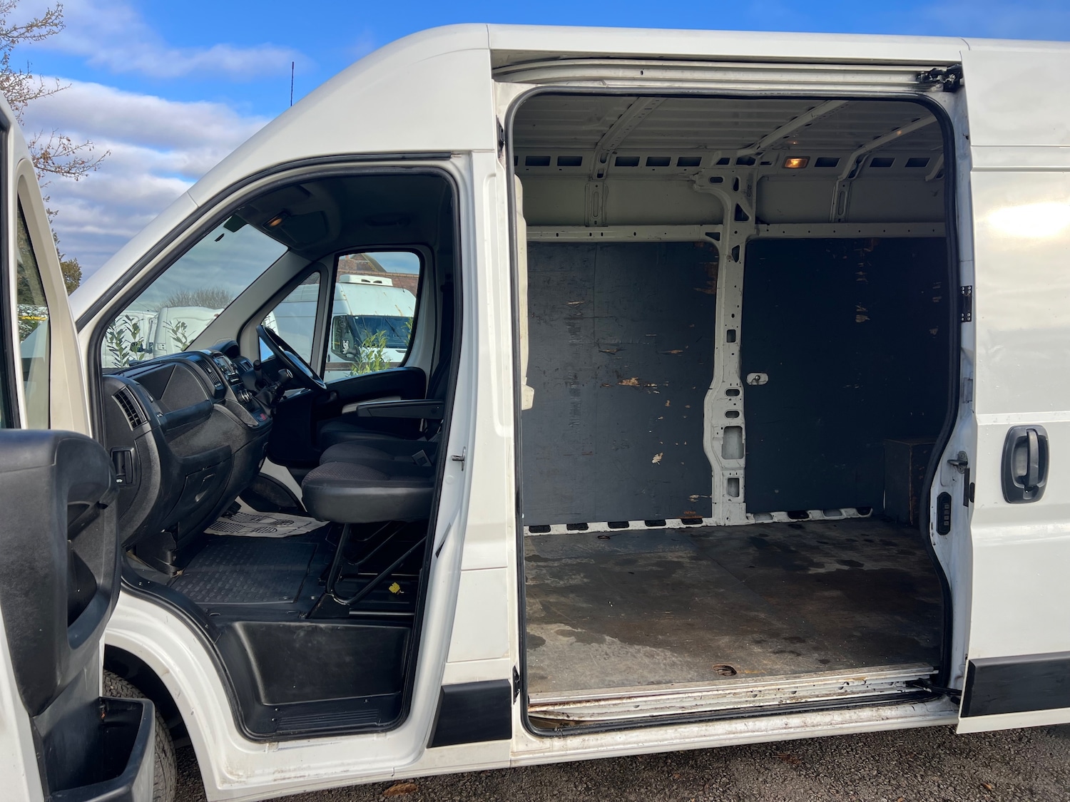 Used Peugeot Boxer 2020 for sale - 76641654: Photo 13