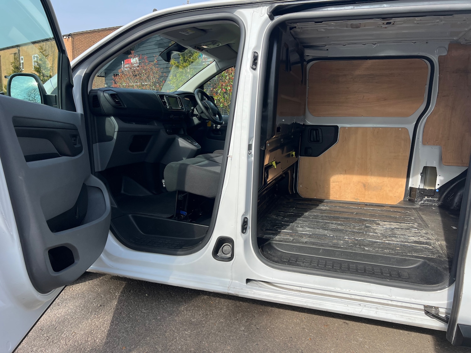 Used Citroen Dispatch 2022 for sale - 77946228: Photo 17