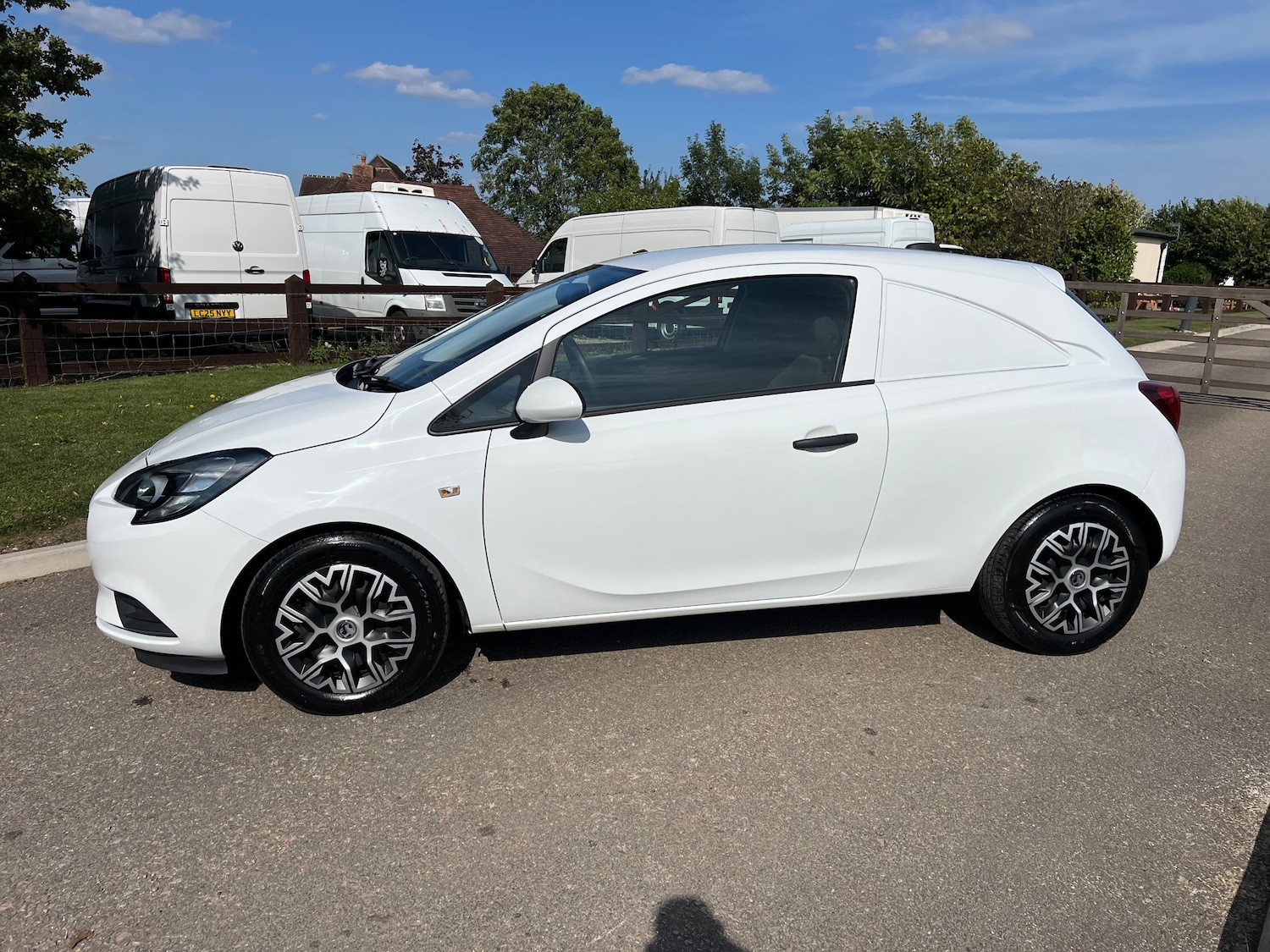 Used Vauxhall Corsa 2018 for sale - 76892359: Photo 7