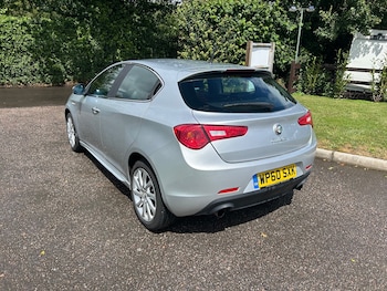 Used Alfa Romeo Giulietta 2010 for sale - 78802145: Photo