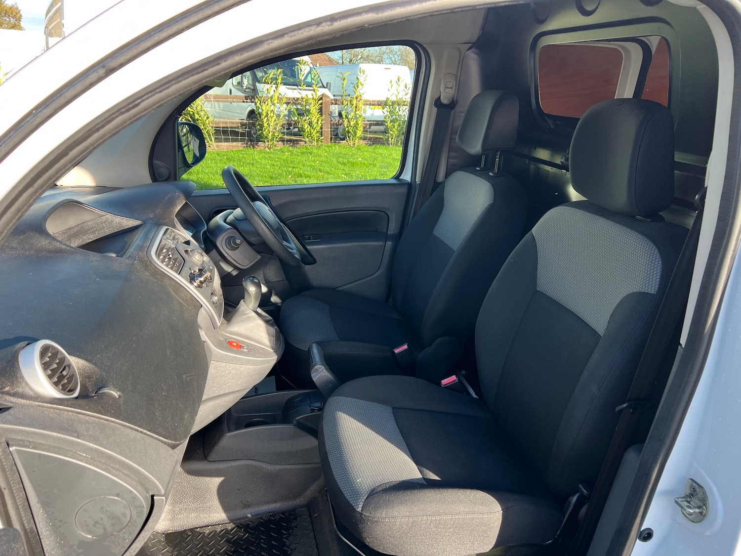 Used Renault Kangoo for sale - 77072144: Photo 8