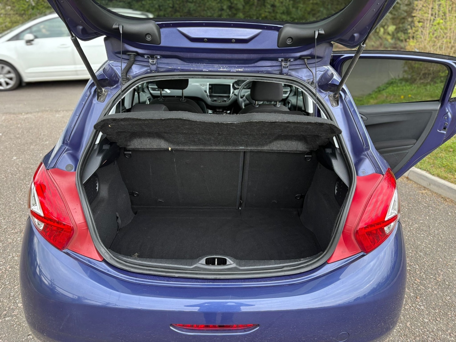 Used Peugeot 208 2012 for sale - 78083900: Photo 10