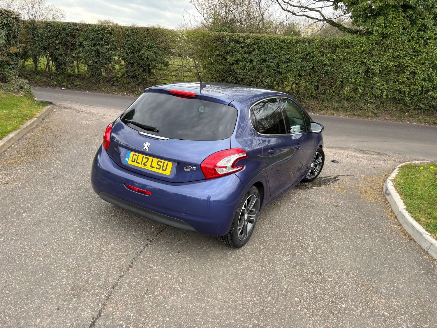 Used Peugeot 208 2012 for sale - 78083900: Photo 2