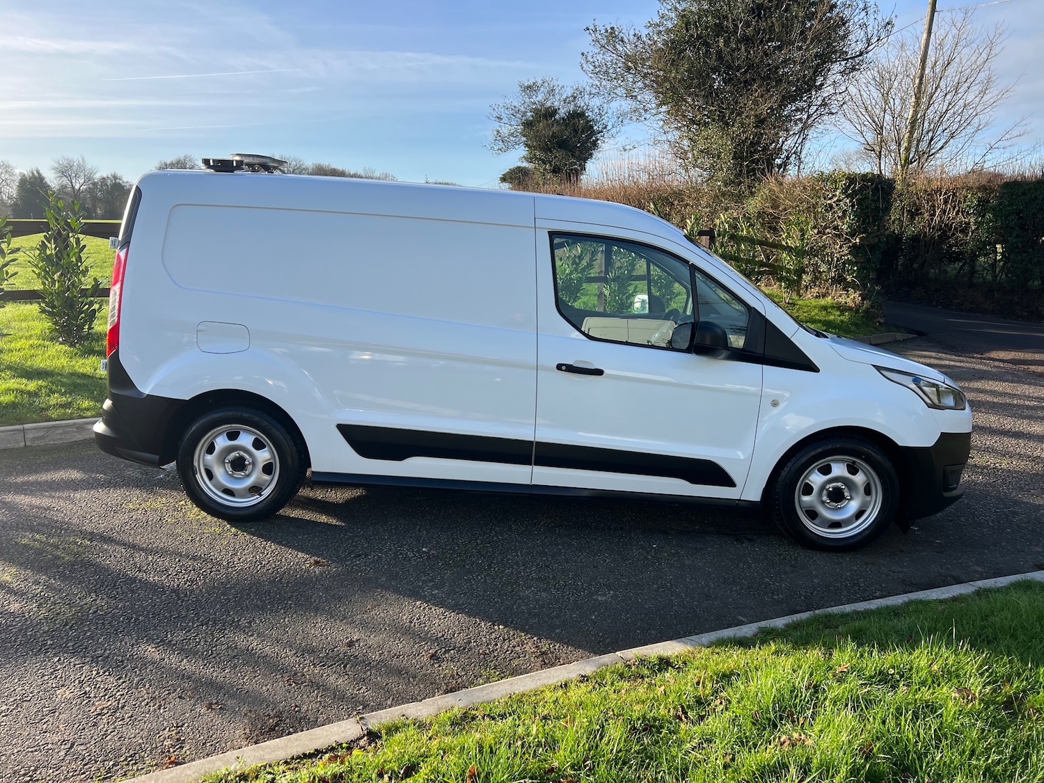 Used Ford Transit Connect 2020 for sale - 77259042: Photo 2