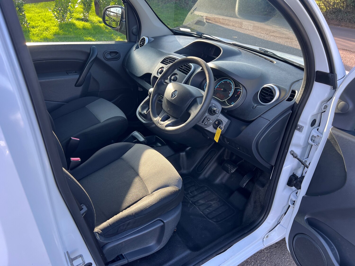 Used Renault Kangoo for sale - 77743442: Photo 10