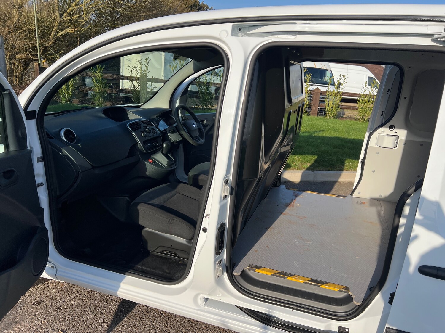 Used Renault Kangoo for sale - 77743442: Photo 12