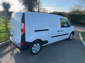 Used Renault Kangoo 2019 for sale - 77743442: Photo