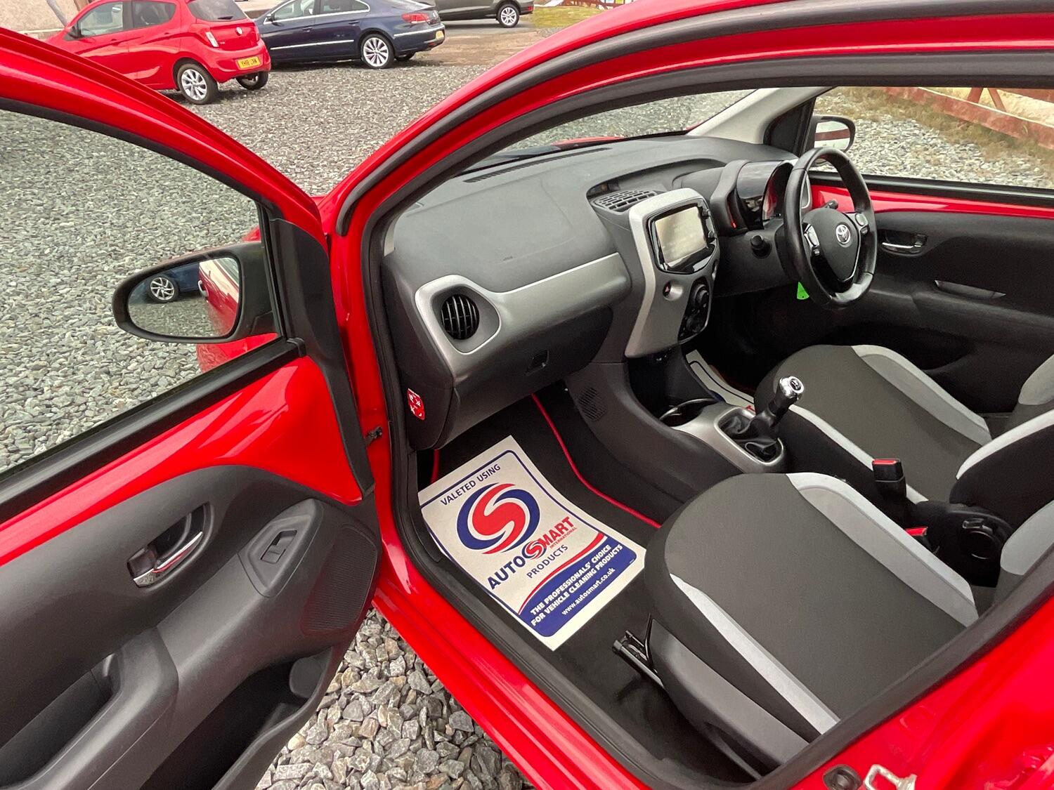 Used Toyota AYGO 2016 for sale - 76553904: Photo 10