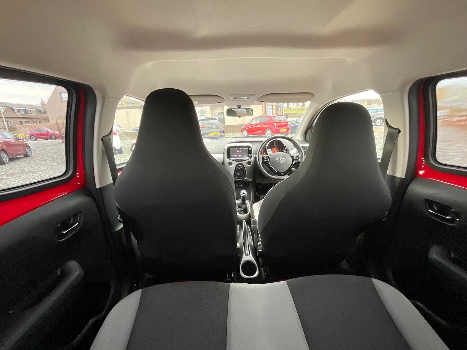 Used Toyota AYGO 2016 for sale - 76553904: Photo 13