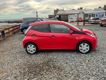 Used Toyota AYGO 2016 for sale - 76553904: Photo