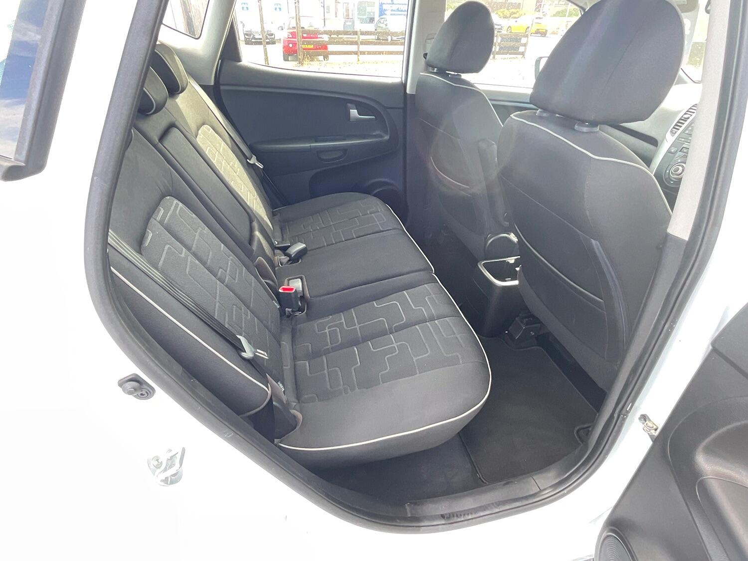 Used Kia Venga 2013 for sale - 76553902: Photo 13