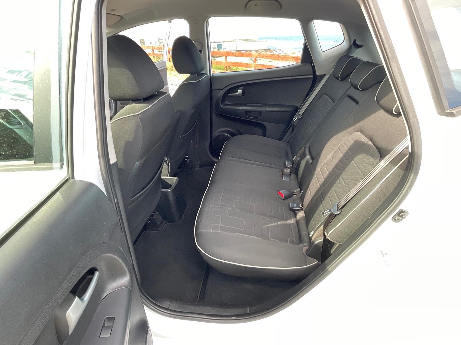 Used Kia Venga 2013 for sale - 76553902: Photo 14