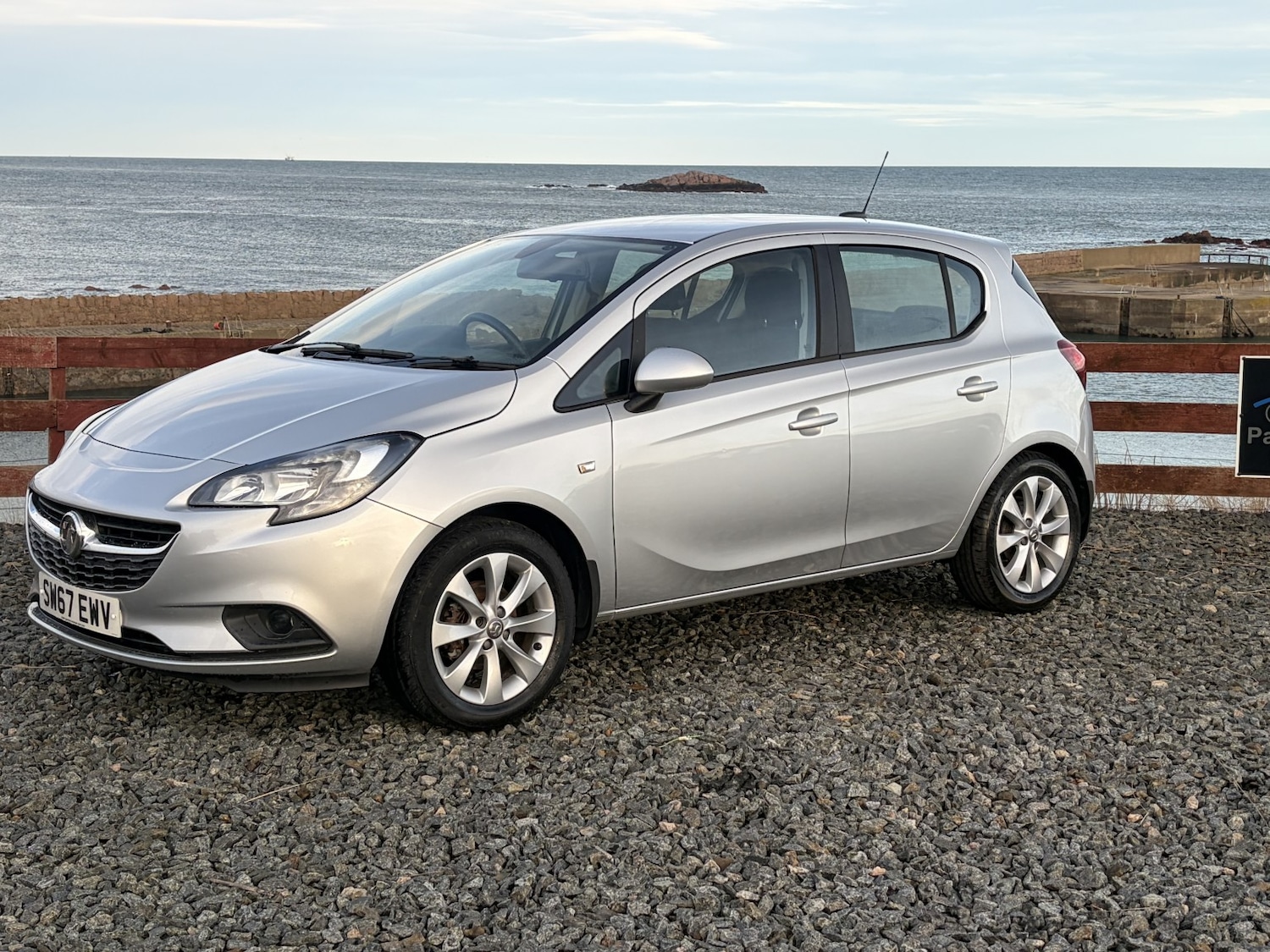 Used Vauxhall Corsa 2017 for sale - 77201163: Photo 1