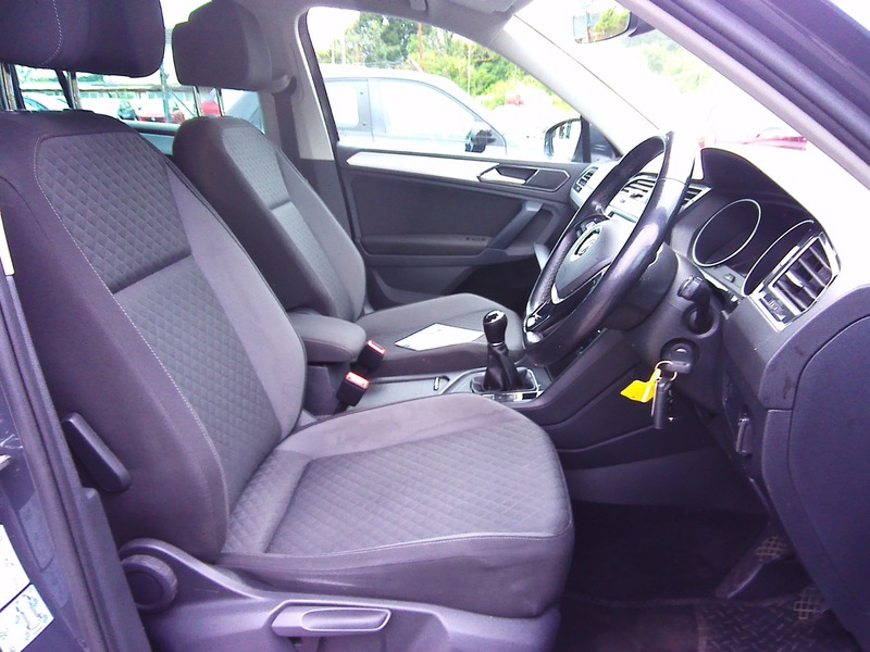 Used Volkswagen Tiguan 2017 for sale - 78018055: Photo 11