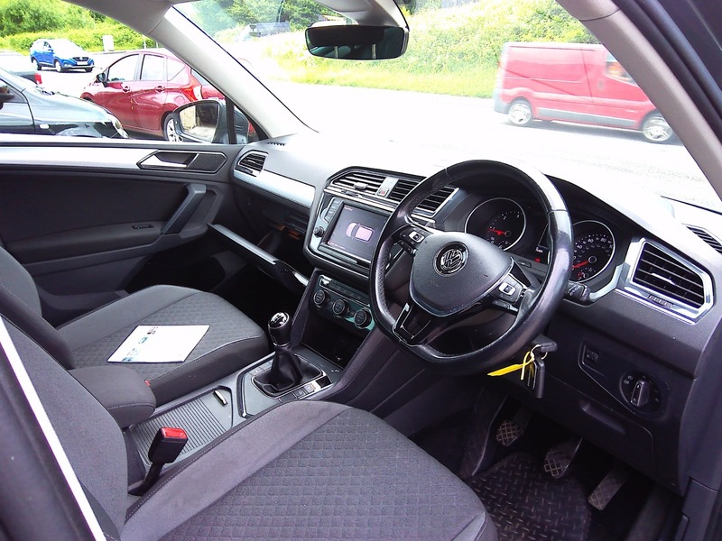 Used Volkswagen Tiguan 2017 for sale - 78018055: Photo 12