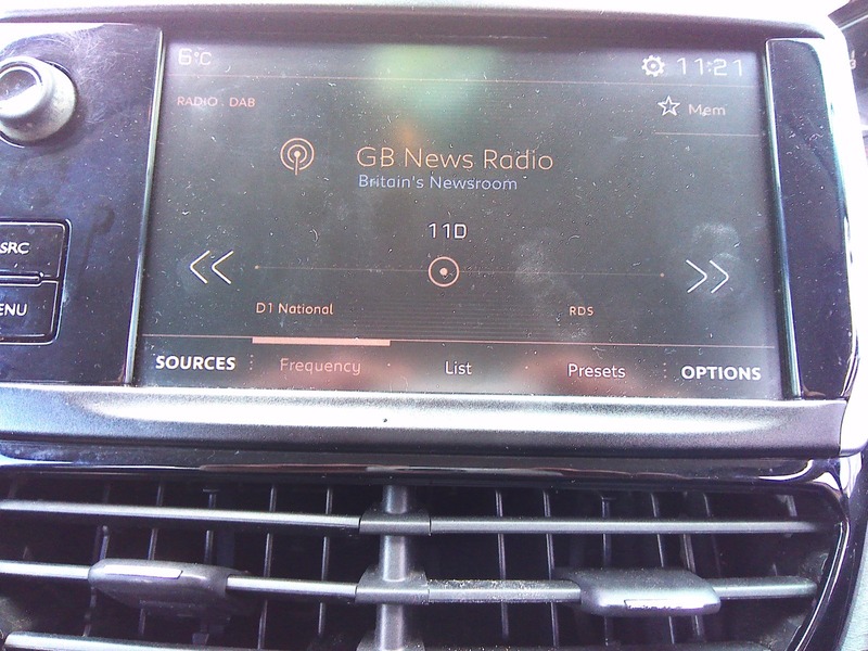 Used Peugeot 2008 2017 for sale - 77132582: Photo 12