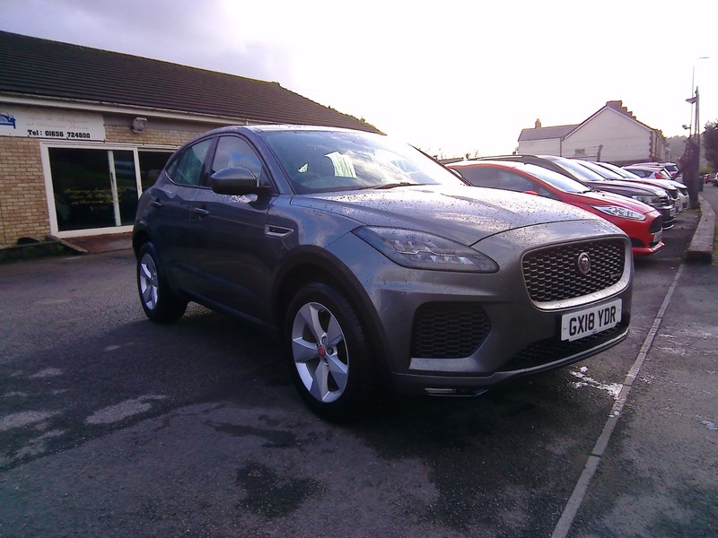 Used Jaguar E-Pace 2018 for sale - 77132628: Photo 3