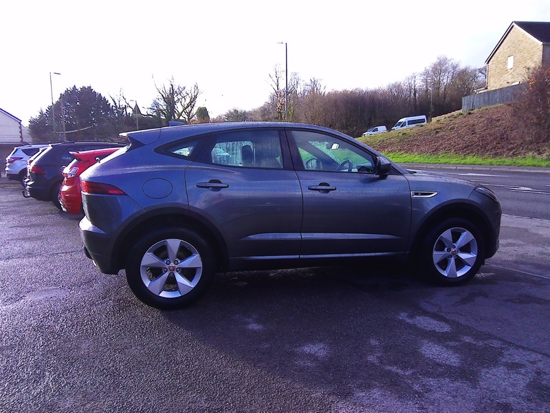 Used Jaguar E-Pace 2018 for sale - 77132628: Photo 5