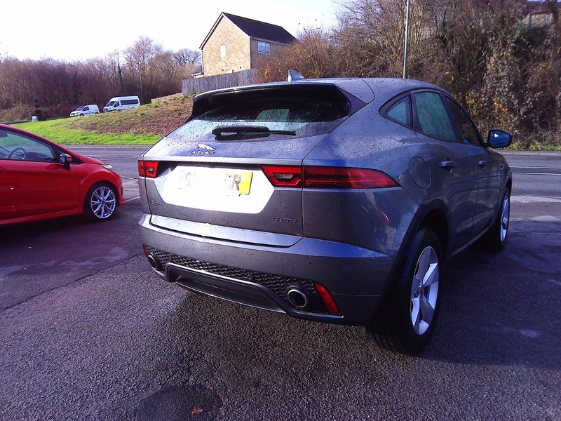 Used Jaguar E-Pace 2018 for sale - 77132628: Photo 6