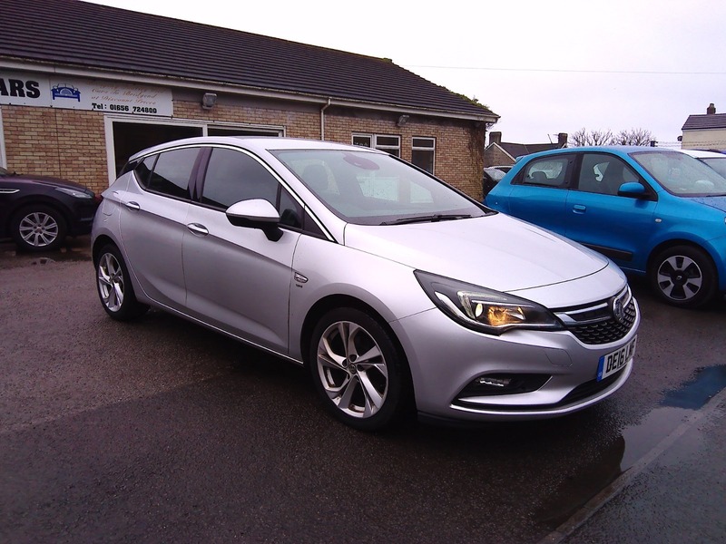 Used Vauxhall Astra 2016 for sale - 77880710: Photo 3