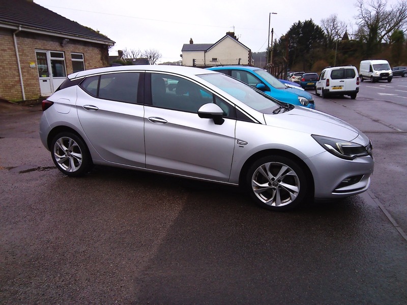 Used Vauxhall Astra 2016 for sale - 77880710: Photo 5
