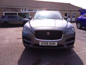 Used Jaguar F-Pace 2019 for sale - 78673391: Photo