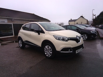 Used Renault Captur 2017 for sale - 77836516: Photo