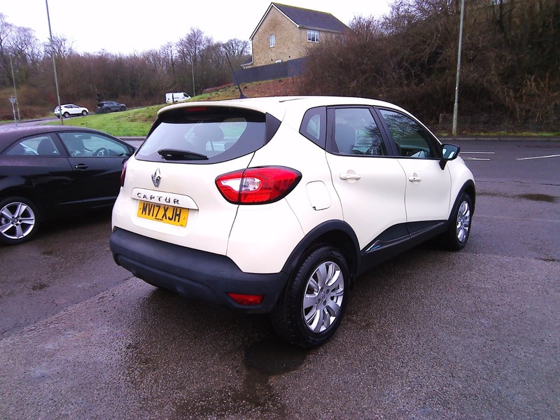 Used Renault Captur 2017 for sale - 77836516: Photo 5