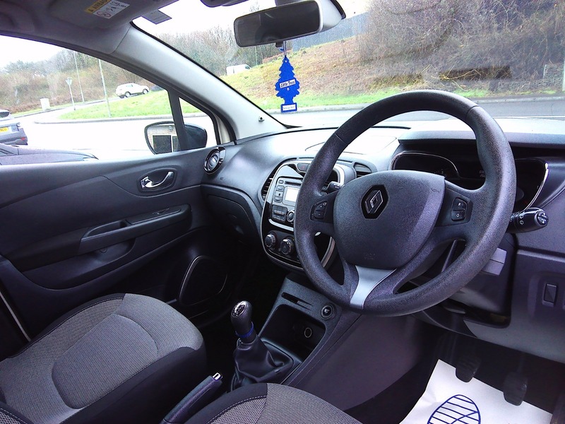 Used Renault Captur 2017 for sale - 77836516: Photo 9