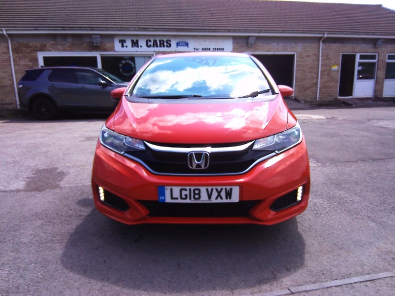 Used Honda Jazz 2018 for sale - 77132603: Photo 2