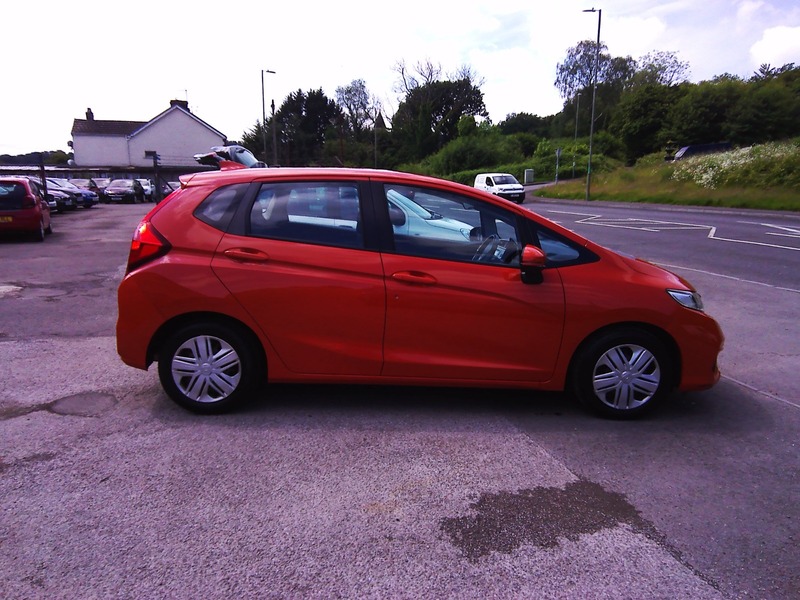 Used Honda Jazz 2018 for sale - 77132603: Photo 5