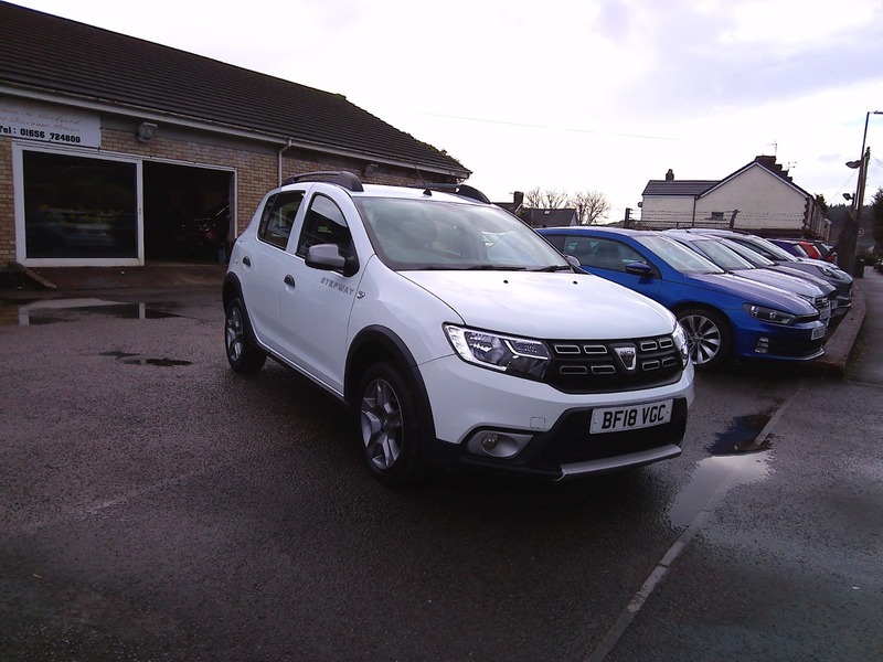 Used Dacia Sandero Stepway 2018 for sale - 77342370: Photo 4