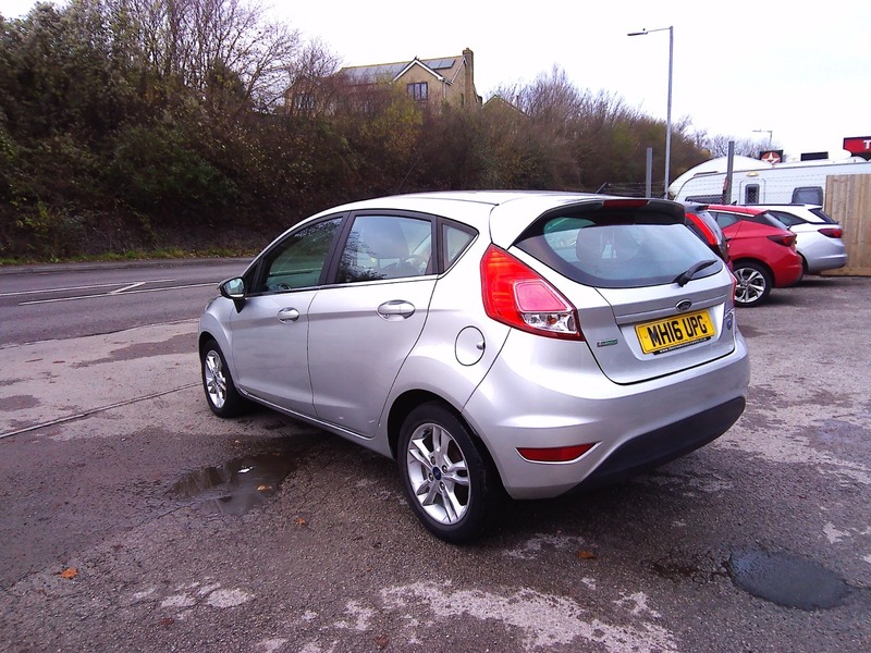 Used Ford Fiesta 2016 for sale - 77132607: Photo 6