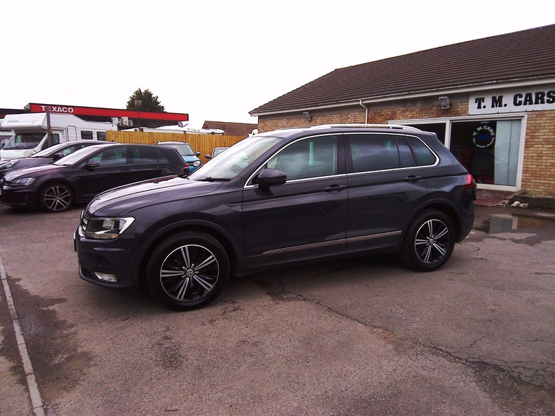 Used Volkswagen Tiguan 2017 for sale - 77132612: Photo 4